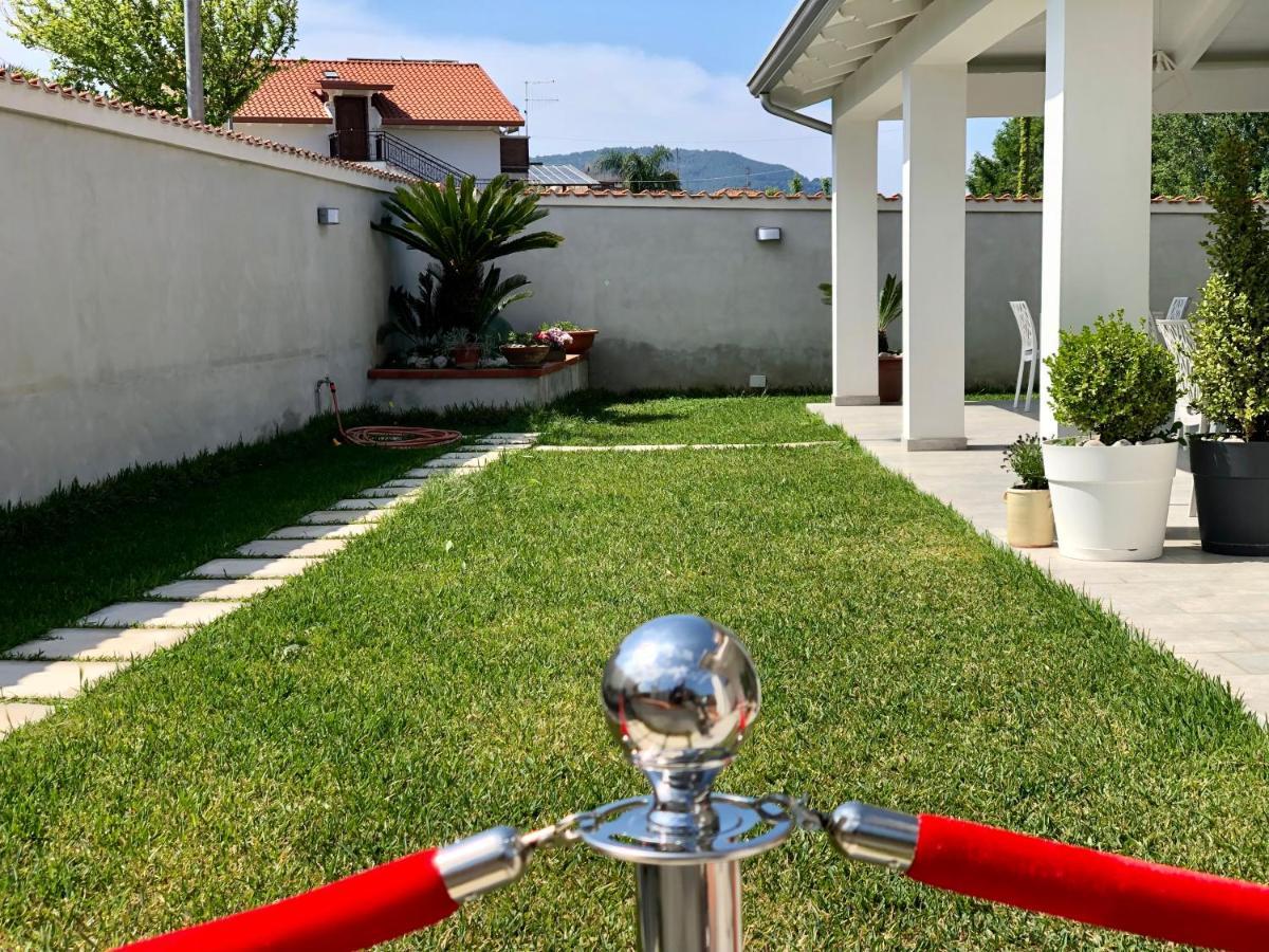 Invilla Bed&Breakfast - Quality Rooms Santa Maria di Castellabate Buitenkant foto