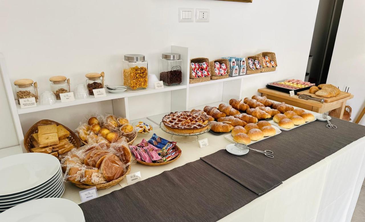 Invilla Bed&Breakfast - Quality Rooms Santa Maria di Castellabate Buitenkant foto