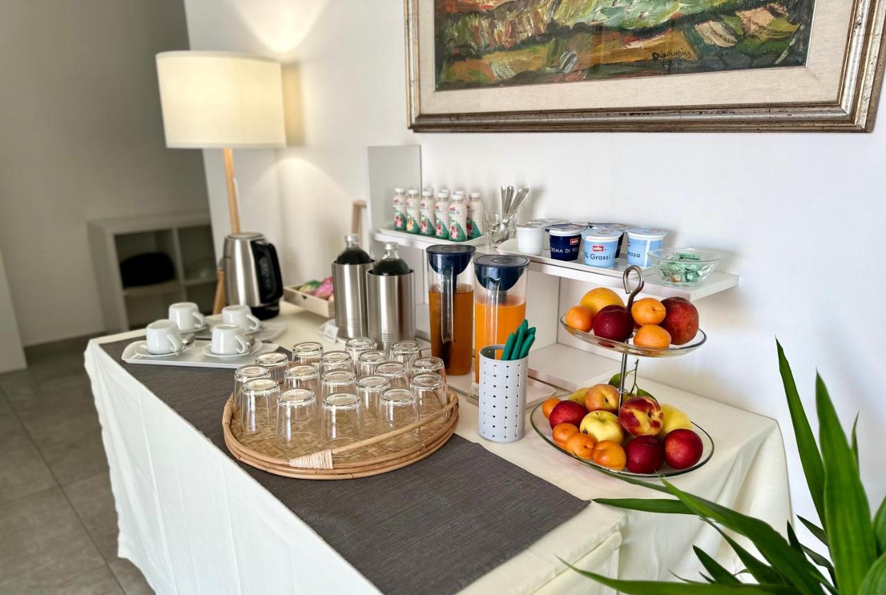Invilla Bed&Breakfast - Quality Rooms Santa Maria di Castellabate Buitenkant foto